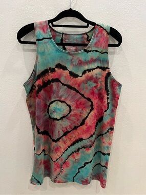 Custom Tie Dye tank size L never worn